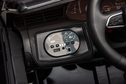 Audi Q7 Black Painted Battery Car - attēls 8