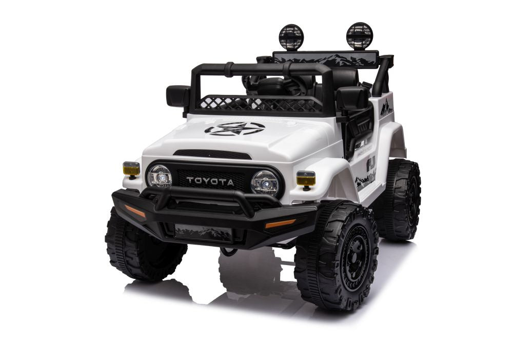 Battery Car Toyota FJ White 4x4 - attēls 2