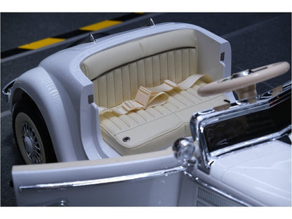 Electric Ride On Car Mercedes 540K White - attēls 7