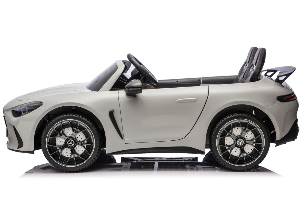 Mercedes GT63 AMG DK-GT63 24V LCD Battery-Powered Car, Light Gray - attēls 7