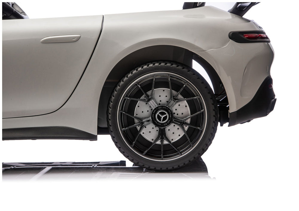 Mercedes GT63 AMG DK-GT63 24V LCD Battery-Powered Car, Light Gray - attēls 8